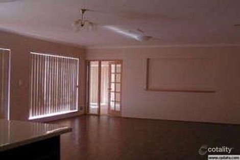 Property photo of 32 Oakhill Drive Canning Vale WA 6155