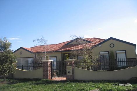 13 Liverpool Cct, Craigieburn, VIC 3064