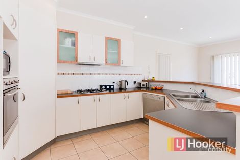 Property photo of 17 Amhurst Drive Narre Warren South VIC 3805