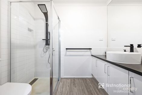 Property photo of 25 Outlook Drive Werribee VIC 3030