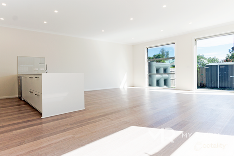 53 Morotai Pde, Heidelberg West, VIC 3081