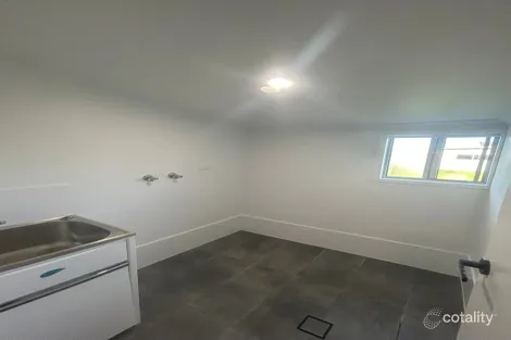 Property photo of 1 Hall Street Cessnock NSW 2325