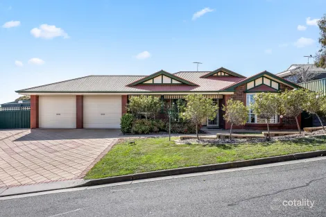 Property photo of 2 Manoora Drive Hallett Cove SA 5158