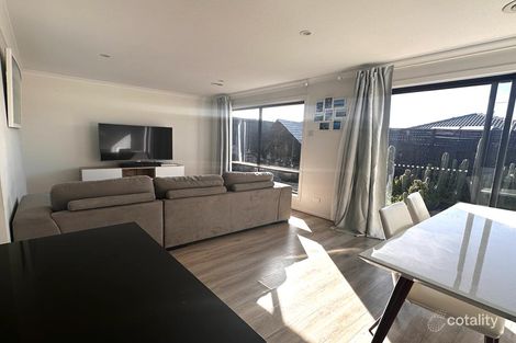 Property photo of 19 Anvil Way Clyde North VIC 3978