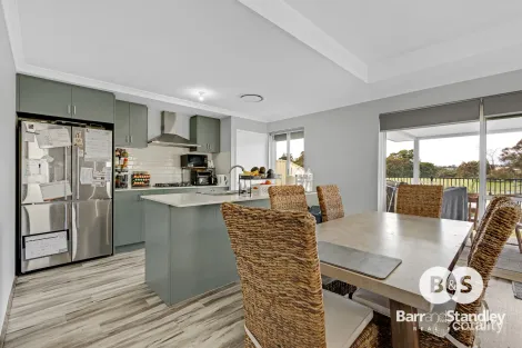 Property photo of 25 Lingard Loop Usher WA 6230