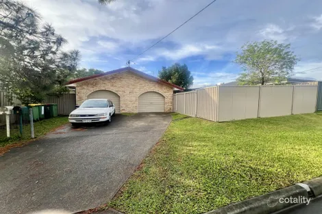 7 Fox Ave, Southport, QLD 4215
