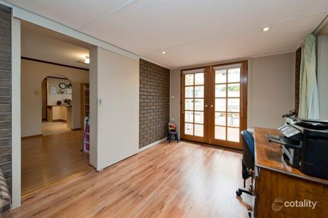Property photo of 19 Deborah Road Aberfoyle Park SA 5159