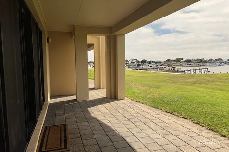 Property photo of 3 Vesta Drive Hindmarsh Island SA 5214