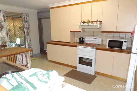 Property photo of 17 Parkway Drive Scarness QLD 4655