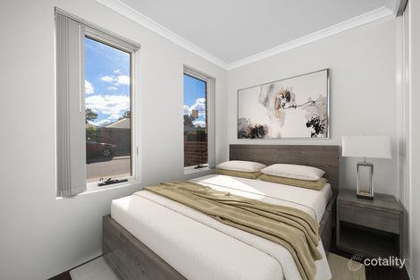 Property photo of 4D Batsford Way Canning Vale WA 6155