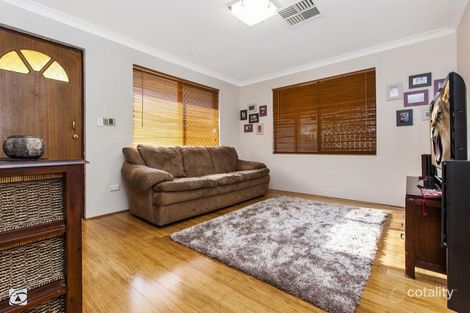 Property photo of 19 Tinaroo Court South Lake WA 6164