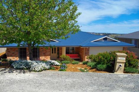Property photo of 22 Discovery Drive Yass NSW 2582