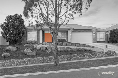 6 Earlington Cres, Sunbury, VIC 3429