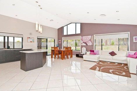 Property photo of 12 Zeus Circuit Coomera QLD 4209