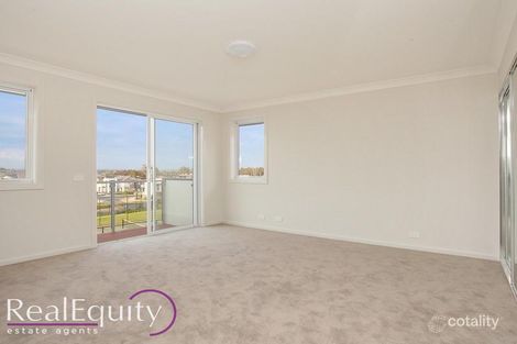 Property photo of 21 Cresswick Walk Moorebank NSW 2170