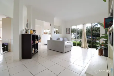 Property photo of 5 Oyster Court Toogoom QLD 4655