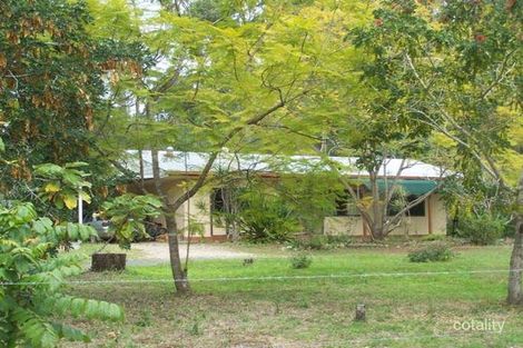 166 Varley Rd N, Glenwood, QLD 4570