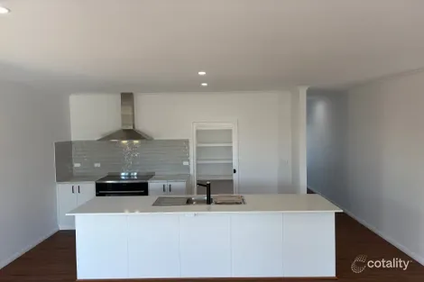 Property photo of 8 Durable Street York WA 6302