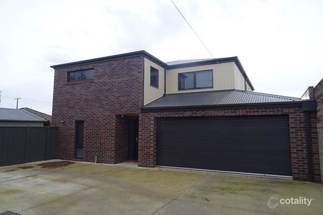 2/20 Iris Ave, Wendouree, VIC 3355