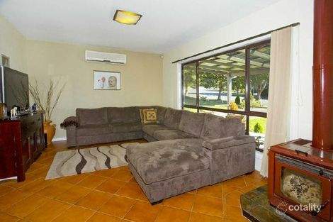 Property photo of 31 Simpson Parade Albion Park NSW 2527