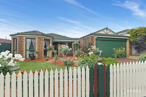 19 John Monash Dr, Skye, VIC 3977