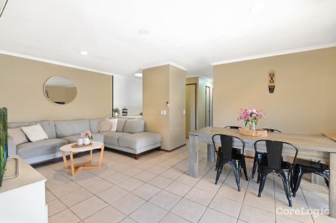 Property photo of 2/23 Hentdale Court Labrador QLD 4215