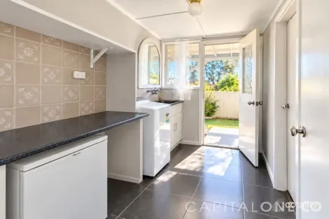 Property photo of 18 Odette Avenue Gorokan NSW 2263
