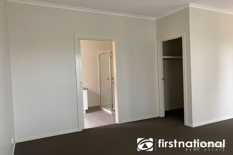 Property photo of 18 Lagoon Row Officer VIC 3809