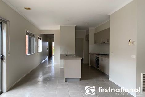 Property photo of 18 Lagoon Row Officer VIC 3809