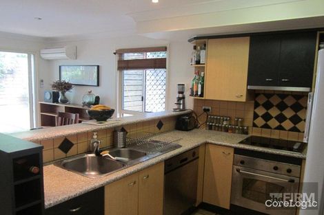 Property photo of 1/41 Stanley Street Indooroopilly QLD 4068