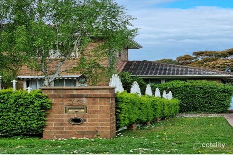 Property photo of 32 Kingswood Drive Chirnside Park VIC 3116