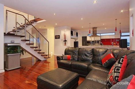 Property photo of 4 Anningie Park Place Croydon North VIC 3136