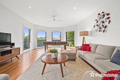 Property photo of 9 Chevalier Crescent Mooroolbark VIC 3138