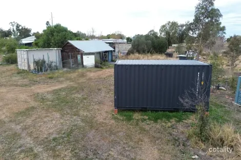 18 Earl St, Jondaryan, QLD 4403