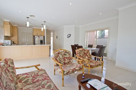 Property photo of 2/9 Excelsa Rise Hoppers Crossing VIC 3029