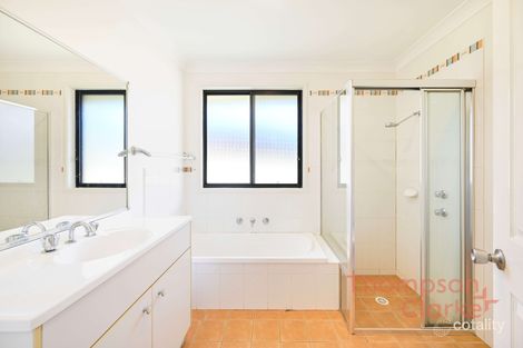 Property photo of 3 Drysdale Crescent Metford NSW 2323