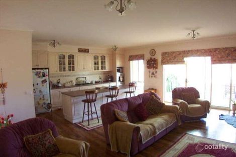 Property photo of 6 Rangeview Drive Riddells Creek VIC 3431
