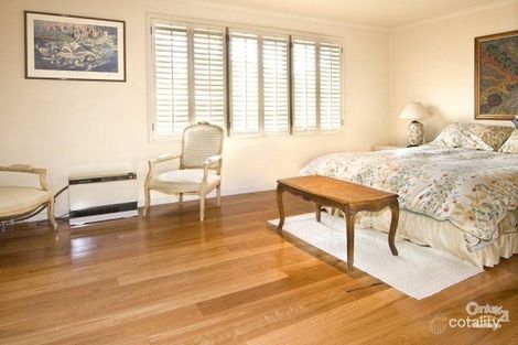 Property photo of 4 Jade Court Georges Hall NSW 2198
