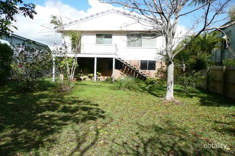 Property photo of 84 Morehead Avenue Norman Park QLD 4170