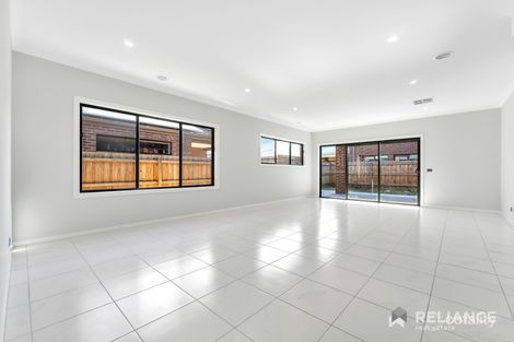 Property photo of 8 Cascarilla Street Aintree VIC 3336