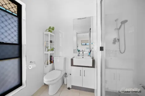 Property photo of 55 Jeppesen Drive Emerald QLD 4720