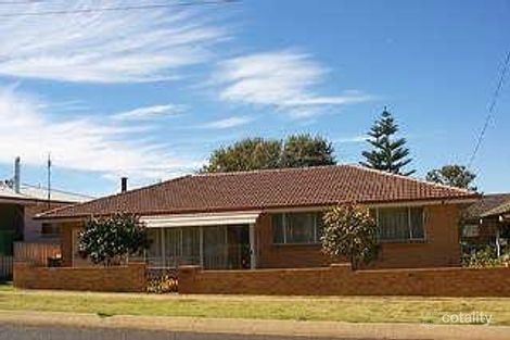 220 Tor St, Rockville, QLD 4350