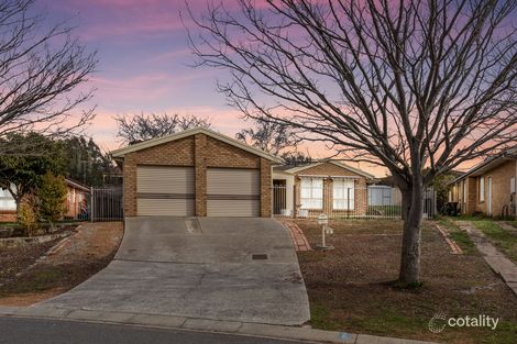 Property photo of 6 Guginya Crescent Ngunnawal ACT 2913