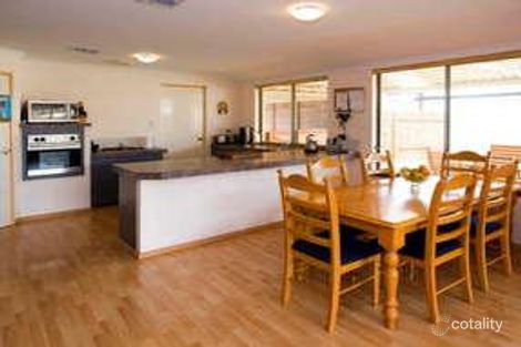 Property photo of 11 Pulford Close Huntingdale WA 6110