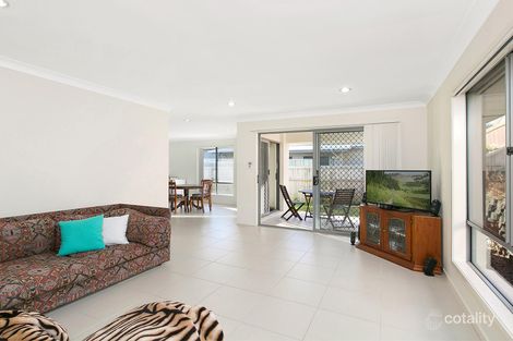 42 Robur Cres, Mountain Creek, QLD 4557