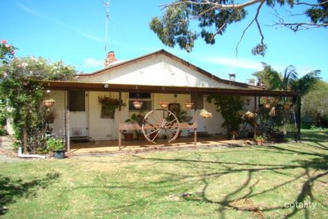 11 Graham St, Victor Harbor, SA 5211