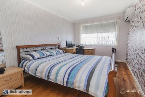 Property photo of 41 Kanooka Grove Meadow Heights VIC 3048