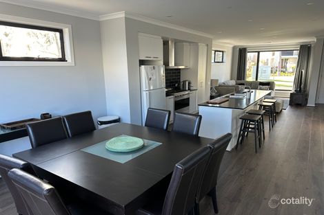 37 Saltbush Lane, West Lakes, SA 5021