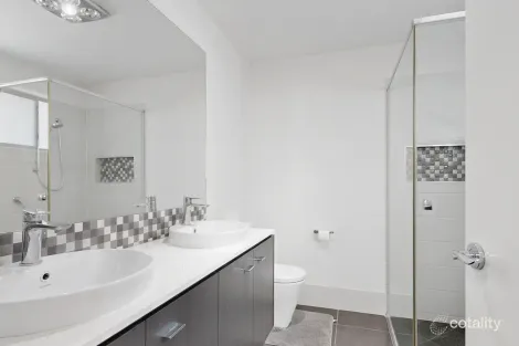 Property photo of 39 Brockman Drive Upper Kedron QLD 4055