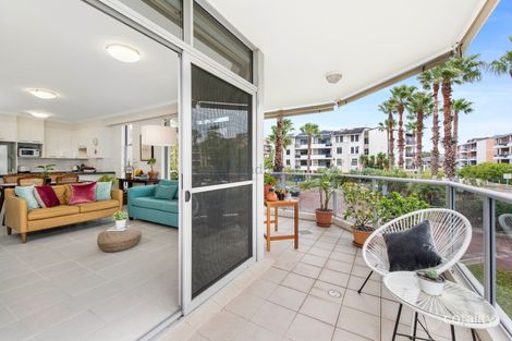 Property photo of 102/1 Dolphin Close Chiswick NSW 2046